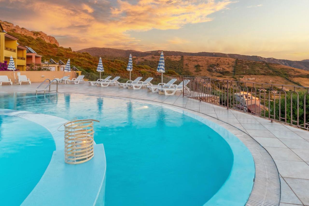 Residence Pala Stiddata With Panoramic Swimming Pool Trinita d'Agultu e Vignola Ngoại thất bức ảnh