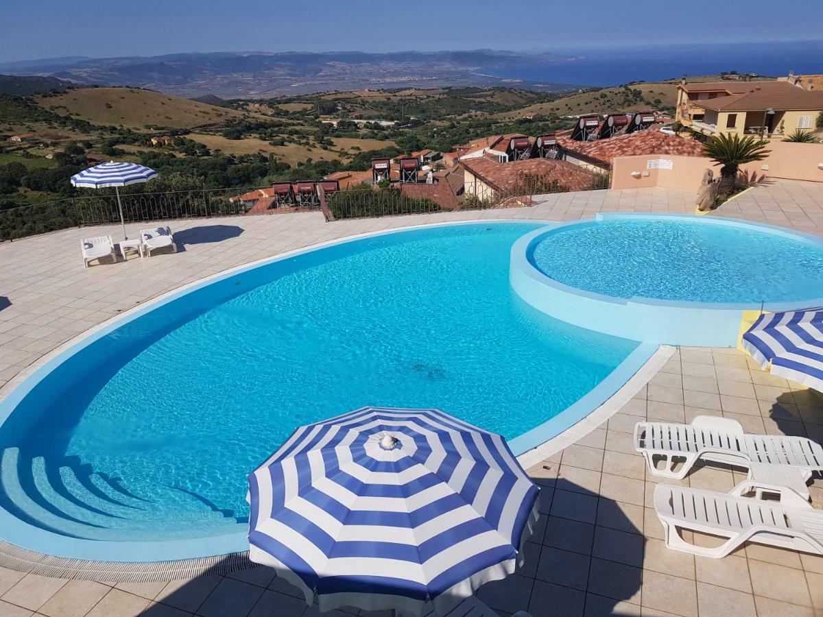 Residence Pala Stiddata With Panoramic Swimming Pool Trinita d'Agultu e Vignola Ngoại thất bức ảnh
